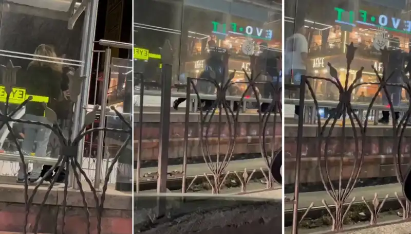 İstanbul Tramvay Durağında Tacize Duran Vatandaşlar Olaya Müdahale Etti