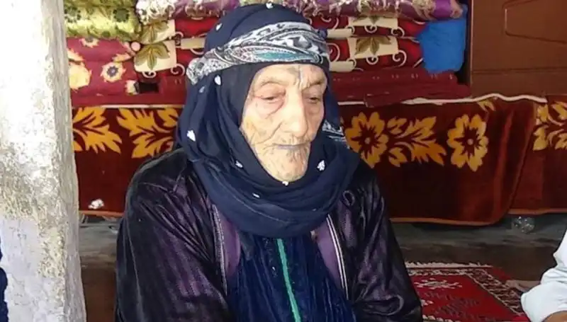 Türkiye'nin En Yaşlı Kadını: 131 Yaşında Hayatını Kaybeden Nene Hatun'un Hikayesi