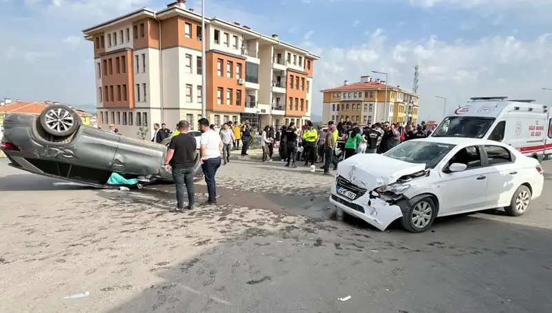Nurdağı'nda Feci Kaza: 6 Çocuğun Arasında 9 Yaralı Var