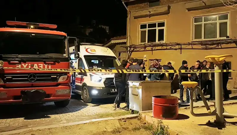 Yaşlı Adamın Yanmış Cansız Bedeni, Şehirde Şok Etkisi Yarattı