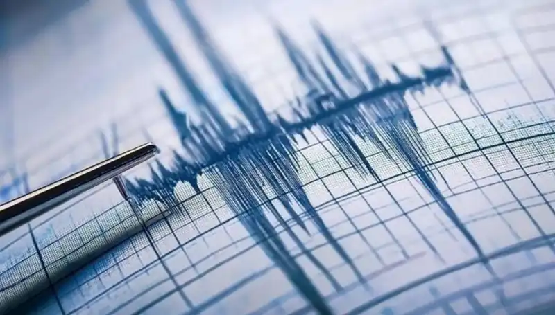 Simav'da Deprem Korkusu: Sarsıntılar Neden Arttı ve Ne Olacak?