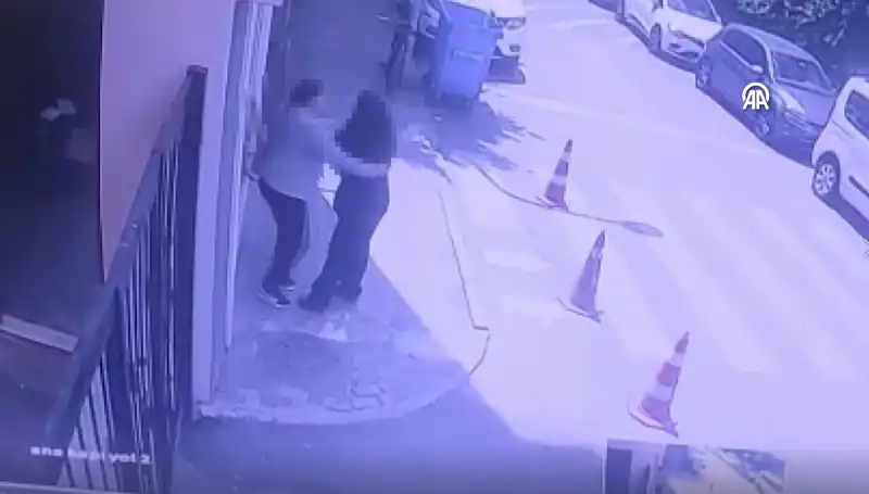 İstanbul'da Lise Tuvaletinde Şok Eden Olay: Dehşet Verici Anlar