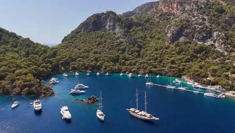 Göcek Koylarında Yeni Yasağı Duyurdu: Müzik Çalmak Artık Yasak!