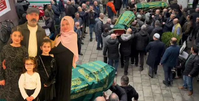 Rize'de Kız Kardeşlere Duygulu Veda: Strasbourg'da Yaşamlarını Yitirdiler