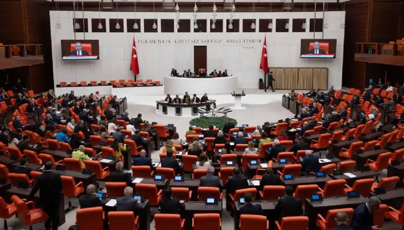 10. Yargı Paketi Meclis'te Kabul Edildi: Şimdi Neler Olacak?