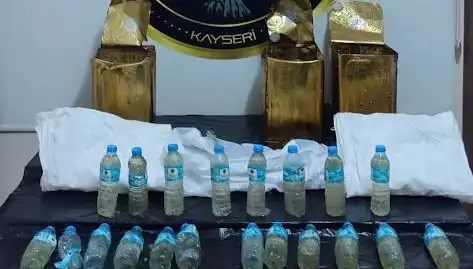 Bal Tenekeleri İçinden Kilolarca Metamfetamin Çıktı, Olay Şok Etti