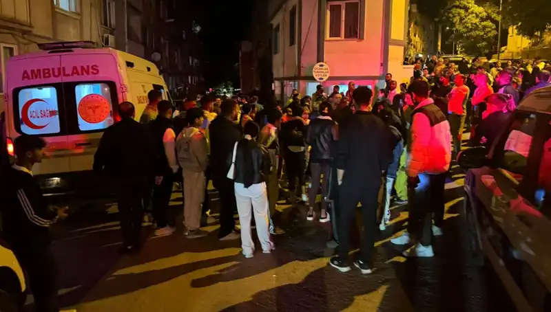 Balıkesir'de Sokak Ortasında Dehşet Verici Kavga: Kanlı Sonucu