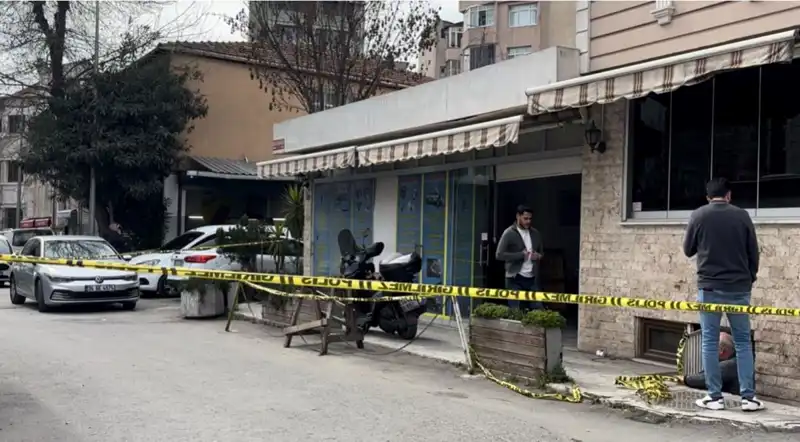 İstanbul’da Oto Tamircisi İş Yerinde Gizemli Bir Cinayetle Hayatını Kaybetti