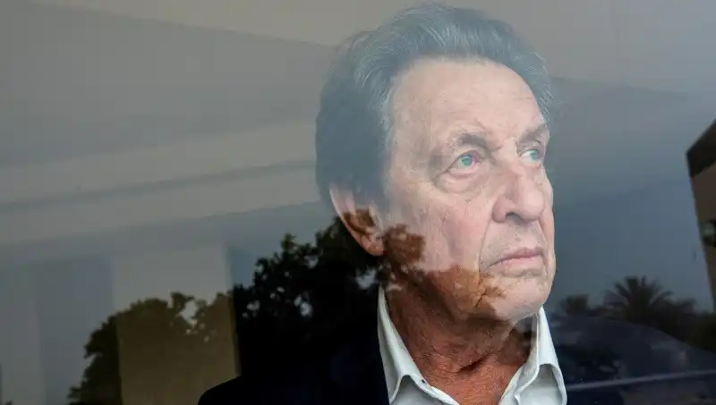 Elon Musk’ın Babası: “Cinayetler, Büyücülük Ritualinin Parçasıydı”