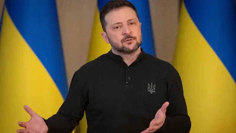 Zelenski'den Kursk Duyurusu: "Kuşatma Yok, Mücadele Devam Ediyor"