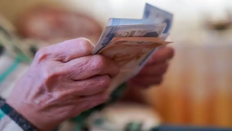 Emekli Bayram İkramiyesi Ne Zaman Yatacak? Merakla Beklenen Tarih Açıklandı!