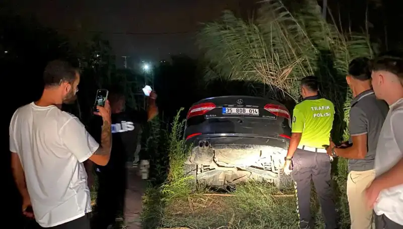 Dur İhtarına Uymayan Trafik Magandası, Dere Yatağında Tehlikeli Yolculuk!