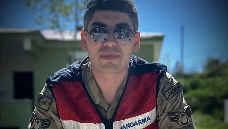 Kadir Astsubay'ın Hayatını Kaybetmesi: Halı Saha Maçının Ardındaki Acı Gerçek