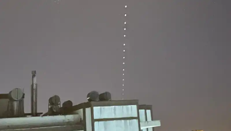Adana Gökyüzünde Starlink Heyecanı: Geceyi Aydınlatan Uydu İnternet Sistemi