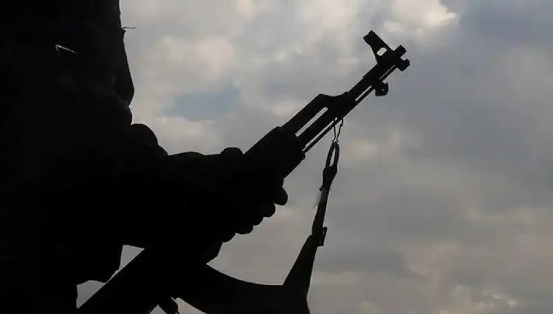 PKK, Tarihi Bir Adım Atarak Silah Bırakmaya Başladı!