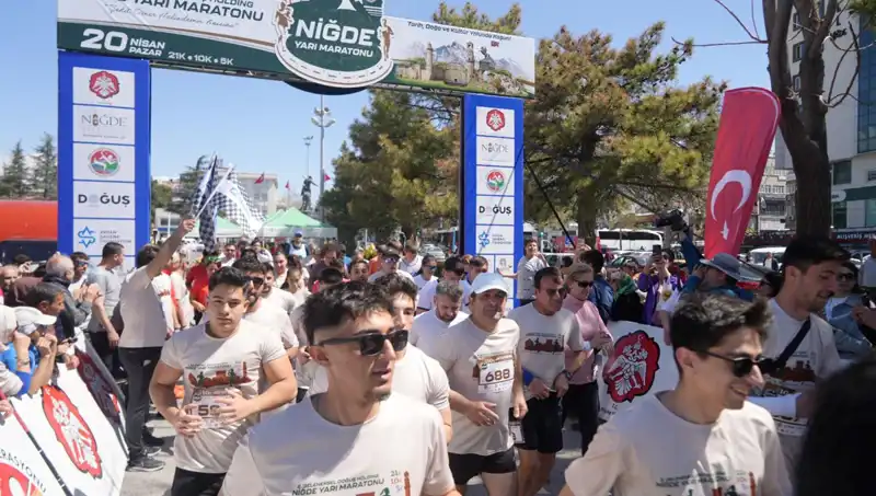 Niğde Yarı Maratonu’nda 518 Sporcu, Doğuş Holding İçin Koştu!