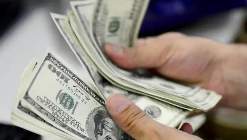 Dolar Kuru 30 Nisan 2024: Beklenen Değişiklikler ve Etkileri