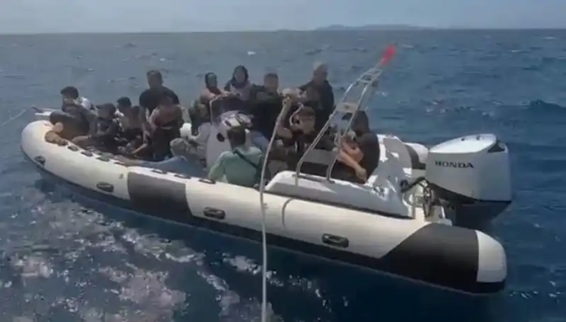 Düzensiz Göçmenler Ege Denizi'nde Kurtarıldı: Dramın Ardındaki Gerçekler