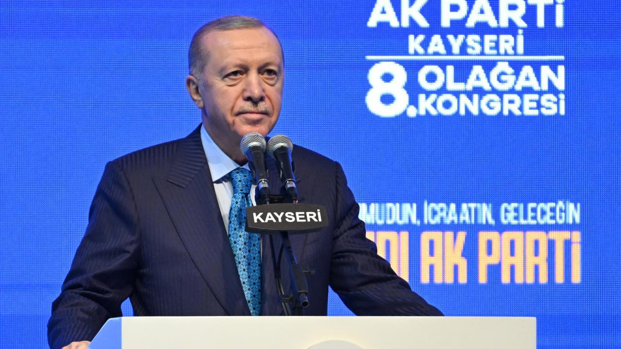 Cumhurbaşkanı Erdoğan, YPG'ye Yönelik Hamlelerin Yakın Olduğunu Belirtti