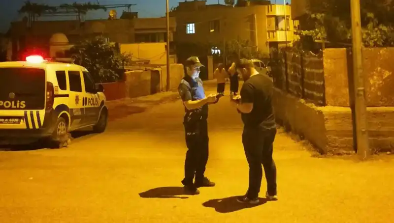 Husumetlilerin Evine Ateş Açan Saldırgan Kaçtı: Olayın Ayrıntıları