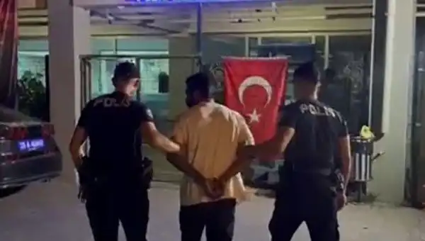 İzmir'de 18 Yıl Hapis Cezası Olan Firari Yakalandı: Süreç ve Detaylar