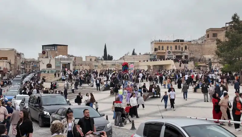 Mardin Ramazan Bayramı’nda Yerli ve Yabancı Turistlerle Şenlendi
