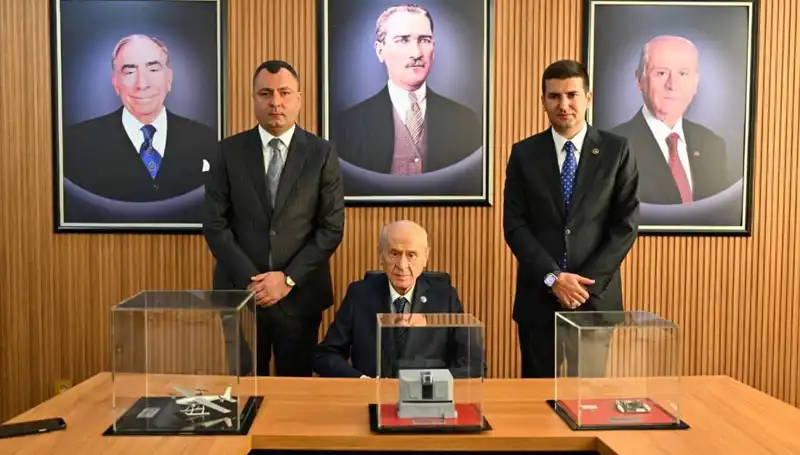 MHP Lideri Devlet Bahçeli, Ülkü Ocakları Ziyaretiyle Dikkat Çekti