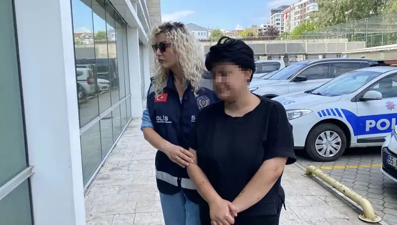 Annesini 11 Yerinden Bıçaklayan Genç, Suçun Arka Planını Açıkladı