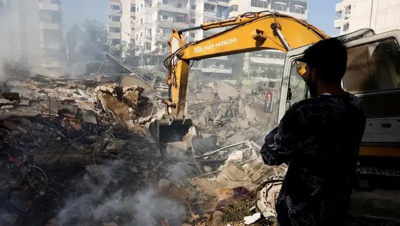 İsrail'in Lübnan Sınırındaki saldırısı: İki kişi yaralandı