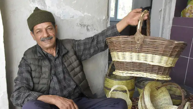 60 Yıldır Dede Yadigarı Mesleğiyle Yaşayan Son Usta: Geleneksel Zanaatın Hikayesi