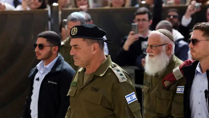 İsrail Ordusunda Devir Teslim: Yeni Lider "Hamas’a Geçit Yok" Dedi!
