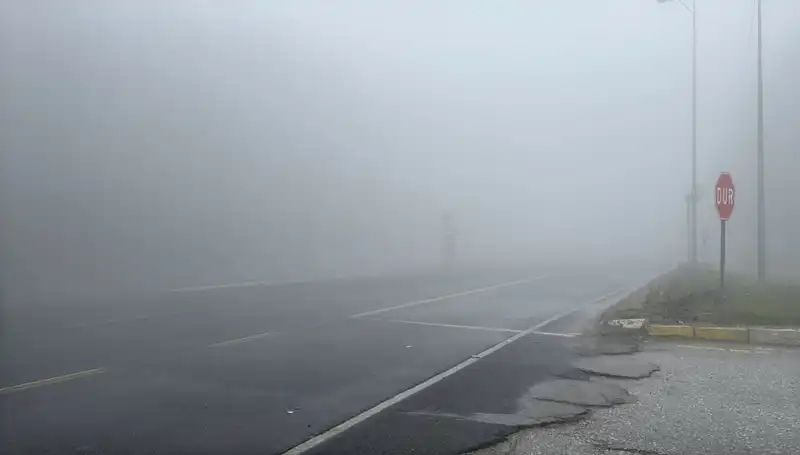 Bolu Dağı'nda Görüş Mesafesini Düşüren Sis, Sürücüleri Zor Durumda Bıraktı