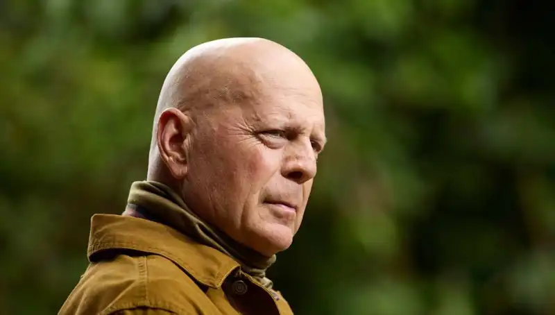 Bruce Willis'in Afazi Hastalığı: Belirtileri ve Tedavi Seçenekleri