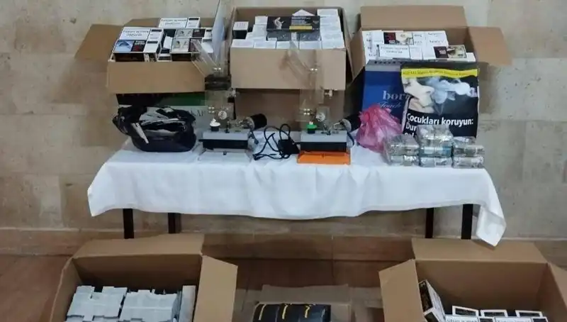 Binlerce Akçaağaç Makaronu Emniyet Güçlerinin Ele Geçirdiği Operasyon