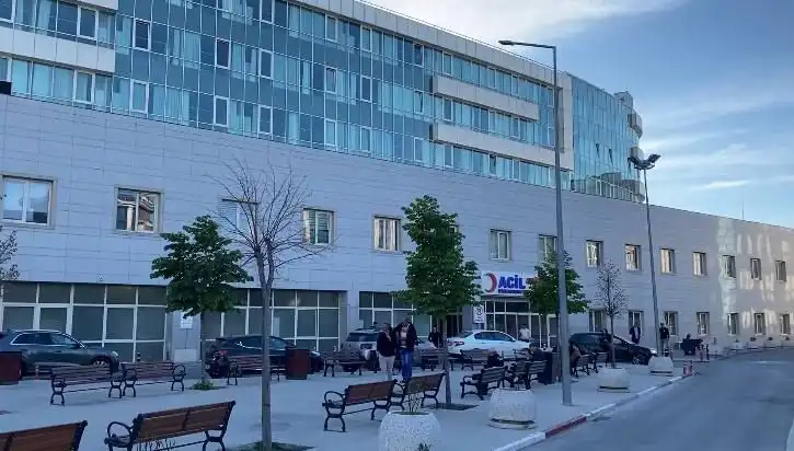 Beylikdüzü Devlet Hastanesi'nde Silahlı Saldırı! Hastalar ve Sağlık Çalışanları Panik İçinde