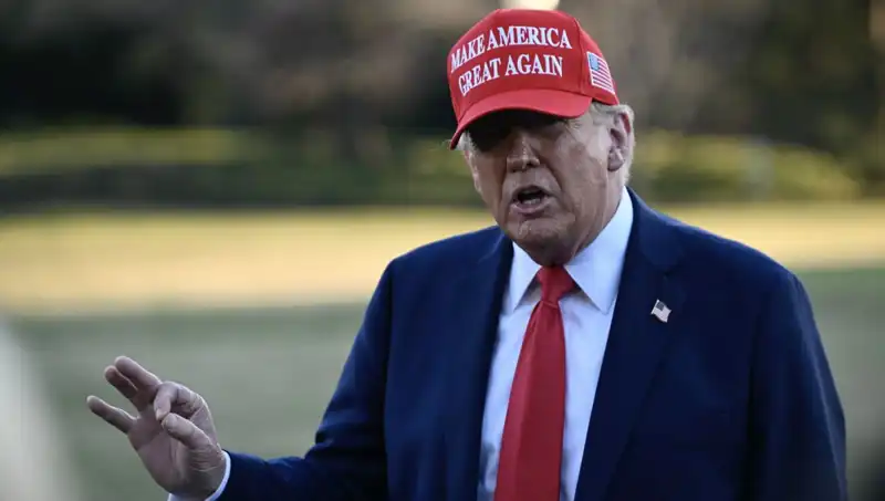 Trump’tan Kendini Öven Paylaşım: Ukrayna Krizi ve ABD Savaşına Dikkat