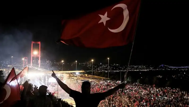 Külliye'de “En Uzun Gece” Performansı: 15 Temmuz'un Destanı Sahnelenecek