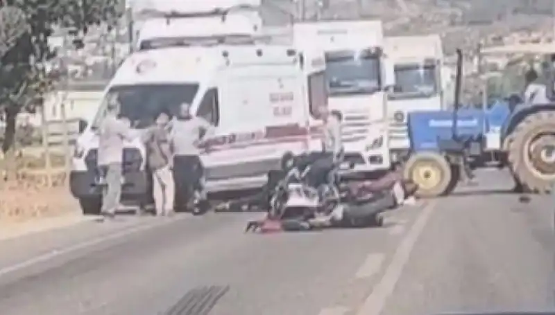 Hatay'da Trafik Canavarı: Feci Kazada İki Kişi Hayatını Kaybetti