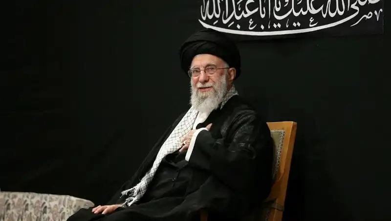 Hamaney, İsrail Savaşı Sonrası İlk Kez Kameralar Karşısında: Açıklamalar ve Tespitler