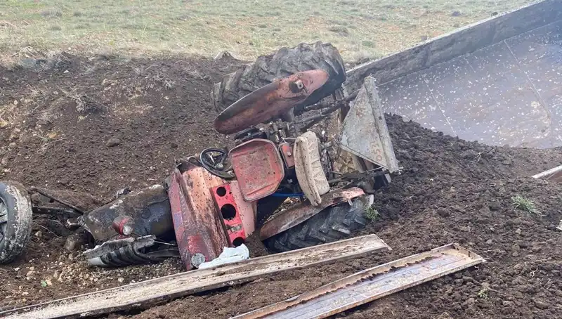 Kayseri’de Kontrolden Çıkan Traktör Şarampole Yuvarlandı: Yaralılar ve Olay Yeri Detayları