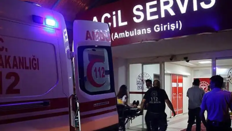 İnşaatta İş Kazası: Tuğla Ustasının Hayatı Tehlikeye Girdi