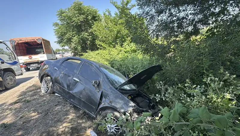 Anadolu Otoyolu'nda Meydana Gelen Feci Kazada Yedi Kişi Yaralandı