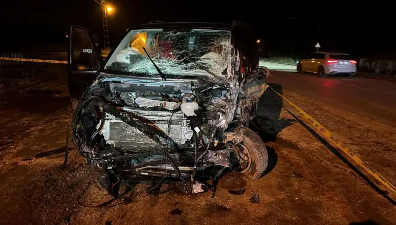 Amasya'da Kafa Kafaya Feci Kaza: Yedi Yaralı ve Acil Müdahale