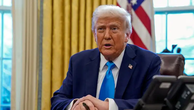 ABD Başkanı Trump’tan Çarpıcı Açıklama: Tarife Muafiyeti Sona Erdi!