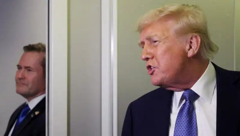 Trump, Mike Waltz'un Görevden Alınmasının Ardında Yatan Şok Edici Nedenler