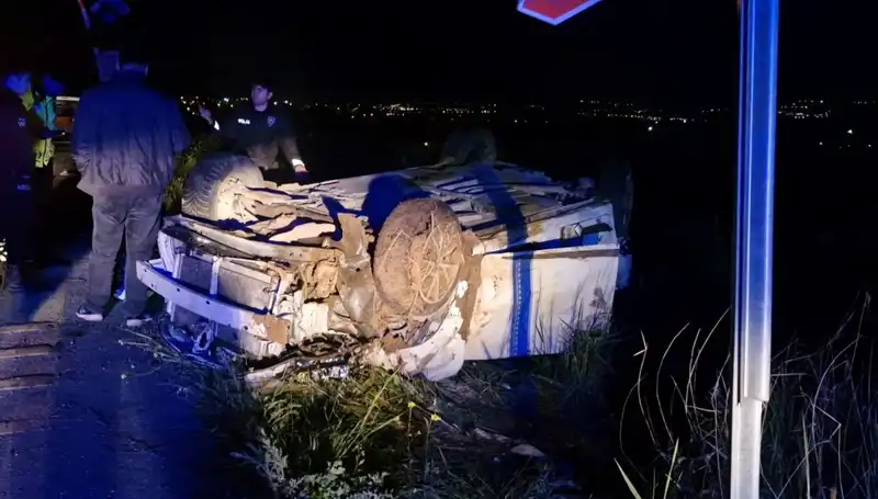 Otomobil Kazası Şarampolde Can Aldı: 1 Ölü, 3 Yaralı