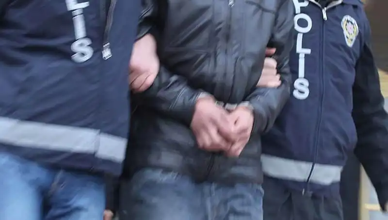 Kütahya’da Uyuşturucu Operasyonu: 5 Kişi Tutuklandı!