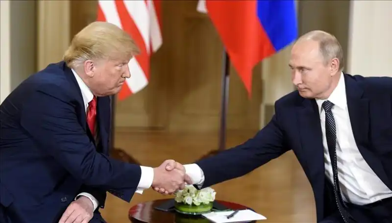 Kremlin: Putin, Trump ile Görüşmelere Açık ve İletişim Kapıları Açık!