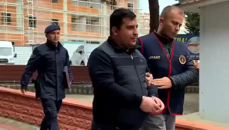 410 Ayrı Suçtan Aranan Zanlı Çocuklar Gibi Kıskıvrak Yakalandı!