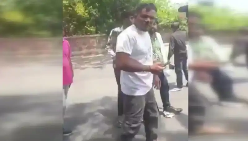 11A Yolcusunun Korku Dolu Anları: "Biri Beni Yakaladı"